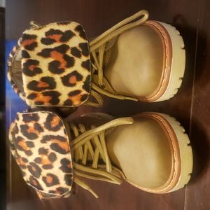 Timberland boots size 7 EUC
